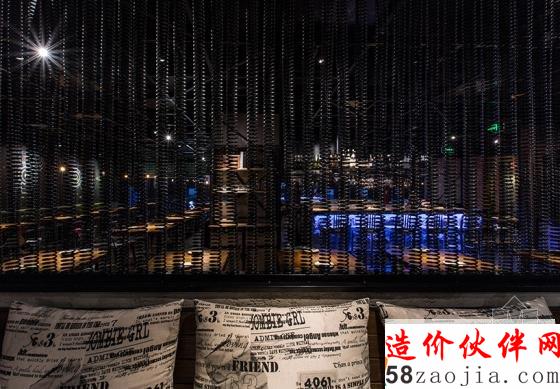 清華高材生打造“汽車主題”串亭燒烤居酒屋