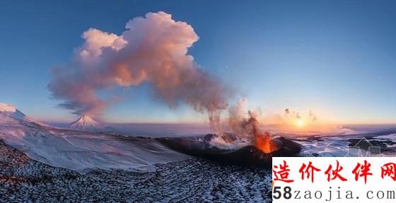 俄羅斯堪察加半島抓拍到獨一無二的Plosky Tolbachik火山噴發(fā)場景