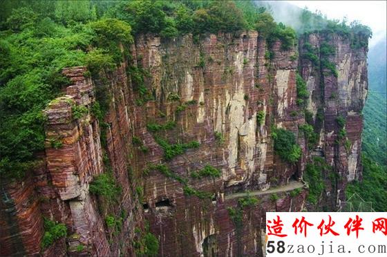 郭亮村的必經(jīng)之路
