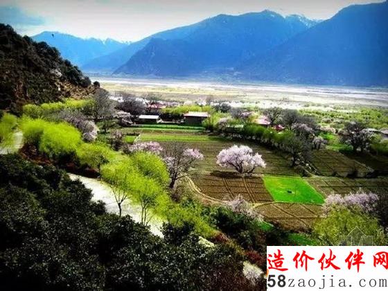 西藏林芝“桃花溝”