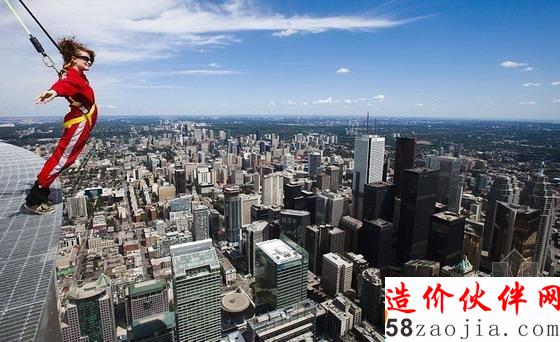 加拿大多倫多電視塔高553.34米,是目前世界上第五高的建筑