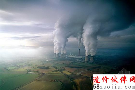 呼吸越來越困難:圖為英國的一家燃煤電廠正在排放廢氣