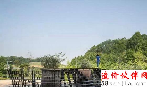 韓國(guó)圍繞廢舊煙囪創(chuàng)作的鐵質(zhì)臺(tái)階景觀