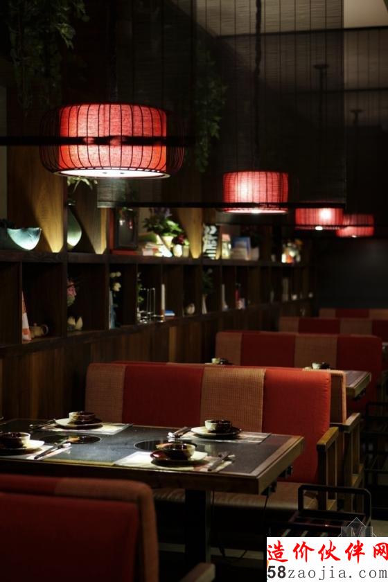 相遇都是久別重逢 重慶花椒遇見(jiàn)辣椒火鍋店