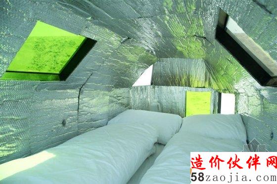 十四位設(shè)計(jì)師構(gòu)建沙灘上的膠囊旅館