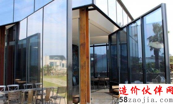 這哪是咖啡館,分明是藝術(shù)館,果然權(quán)總裁還是追求藝術(shù)至高無上!這環(huán)境在黃昏的時(shí)候邊喝咖啡邊看日落,幫幫噠!反正濟(jì)州島是免簽,任性的人就要體驗(yàn),準(zhǔn)備著跟霸道愛賣萌的權(quán)總裁同居,是什么樣的感受呢?
