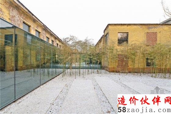 山東淄博 一片破舊廠房區(qū)變身工業(yè)氣息濃厚的當(dāng)代藝術(shù)館