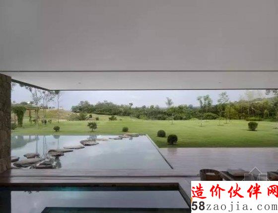 去農(nóng)村買塊地 蓋一個(gè)這樣的房子。
