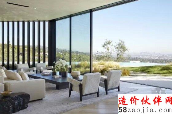 票房10億美元的導(dǎo)演家是什么樣的呢?