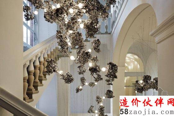 這間工作室一定想要表達燈火闌珊的美景!