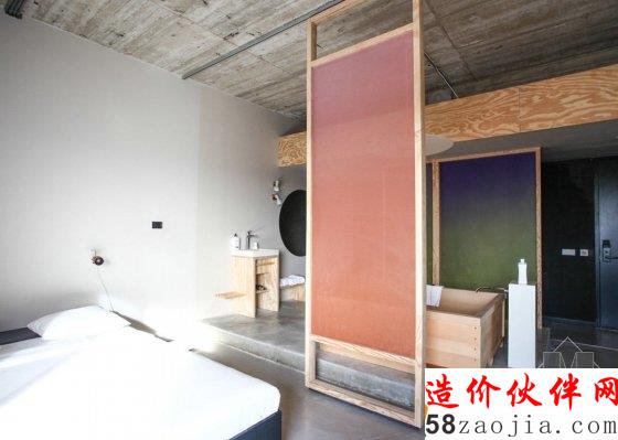 這家簡(jiǎn)陋的酒店 每天人氣爆棚