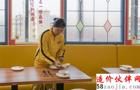 美人魚票房大賣過(guò)后 星爺?shù)闹黝}餐廳開張了!