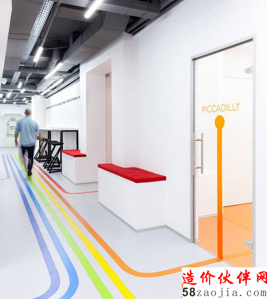 路癡再也不擔心走錯教室 看這明智而靚麗的學校設(shè)計