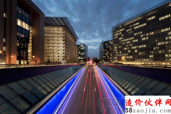 歐盟新總部:保留遺跡并在內(nèi)部孵化了一顆蛋