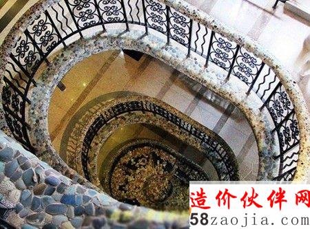 網(wǎng)友曝天津造價50億古瓷房子 古董裝成的法式洋樓