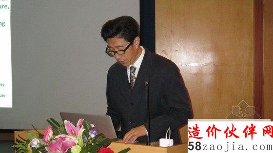 中國建筑學會秘書長徐宗威致辭